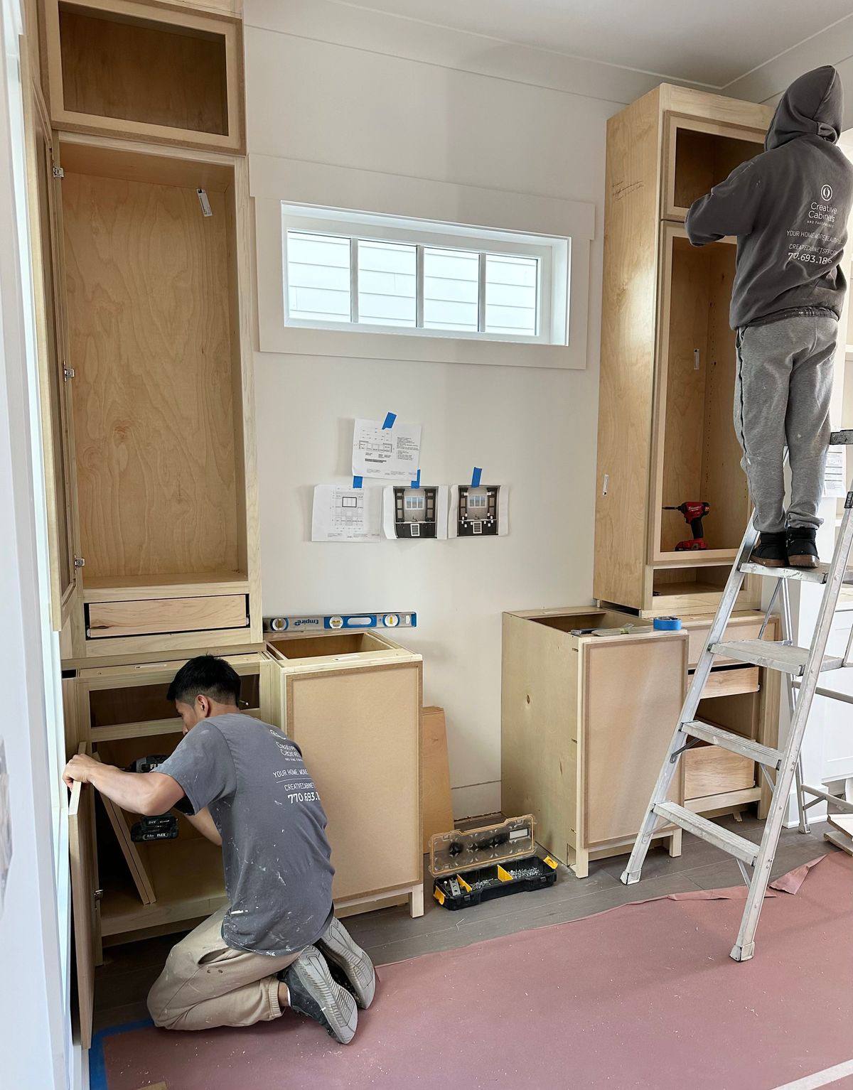 Cabinet Installer